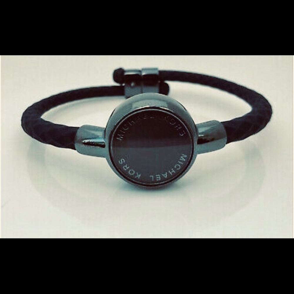 Michael Kors Access, Black